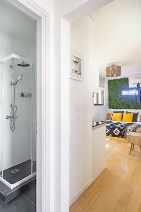 Downtown 22Sqm Green Nest King-Size Bed Athens Luaran gambar